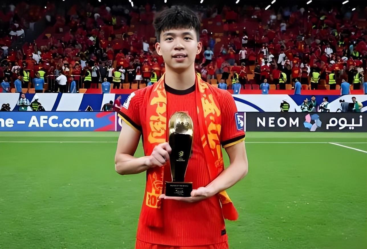 喜讯！U23国足中场还有一张底牌要首次被重用，踢乌兹别克将亮相