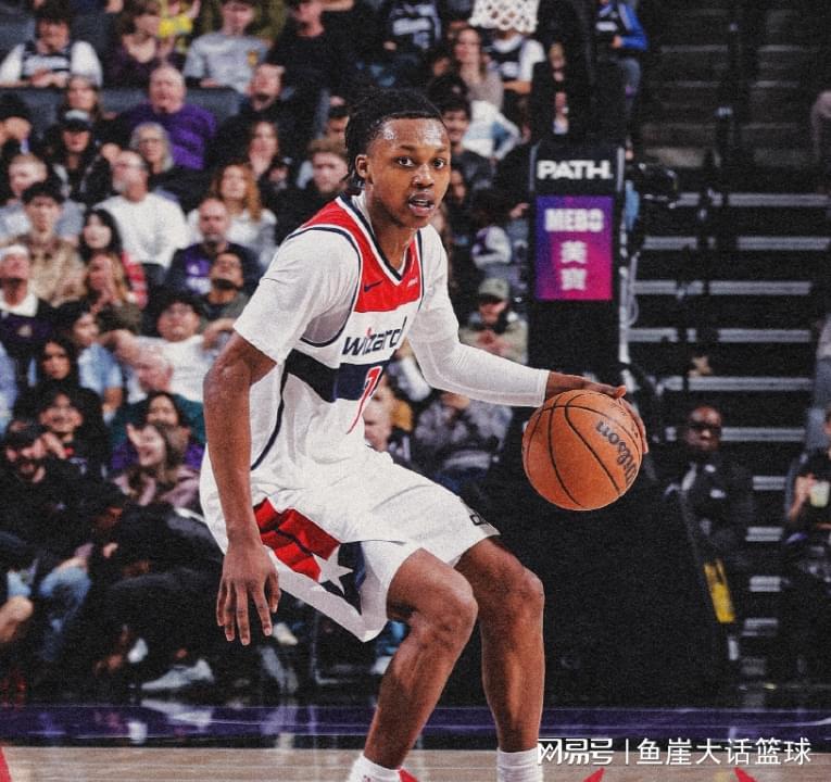 AG体育官方入口-完胜！威少26分+6三分，小萨13+6湖人旧将爆发，德罗赞两人起冲突