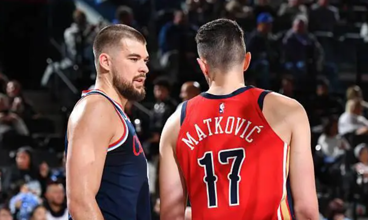 NBA一夜大地震！11笔交易达成，湖人压哨引援神射，快船2换5重建